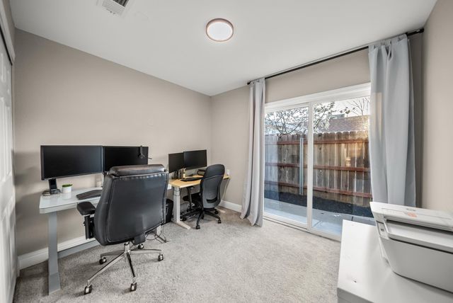 10981 Mira River Ct, Rancho Cordova, CA 95670