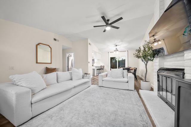 10981 Mira River Ct, Rancho Cordova, CA 95670