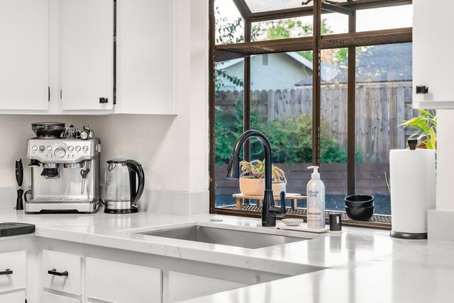 10981 Mira River Ct, Rancho Cordova, CA 95670