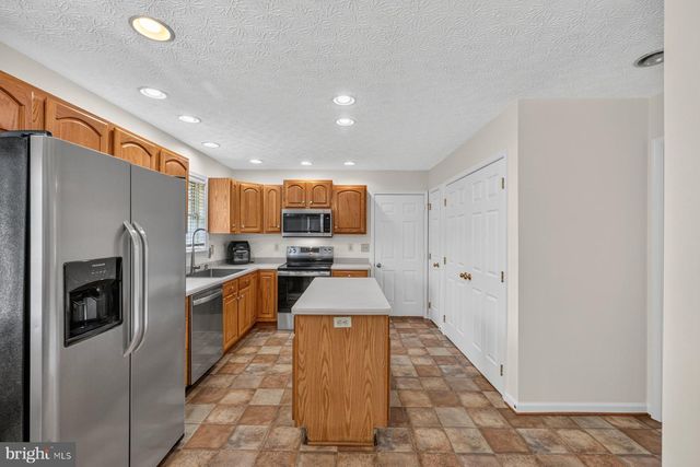 450 MORGAN FORD RD, Front Royal, VA 22630