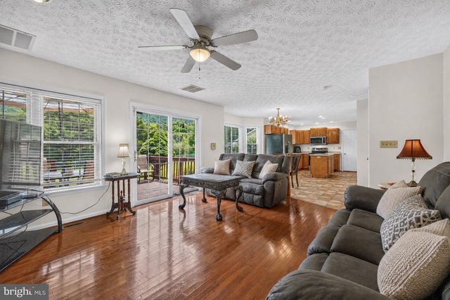 450 MORGAN FORD RD, Front Royal, VA 22630