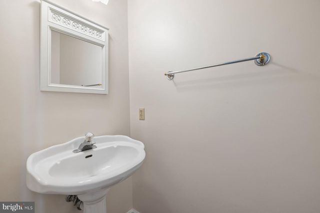 450 MORGAN FORD RD, Front Royal, VA 22630