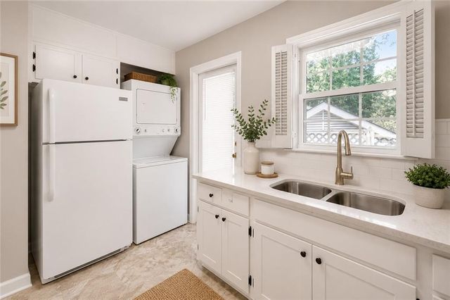 801 MARSTEVAN Drive, Atlanta, GA 30306
