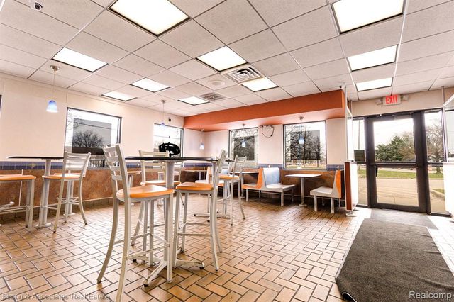 17431 Dix Road, Melvindale, MI 48122