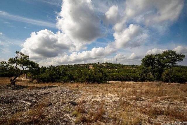 322 Mitchell Dr, Spring Branch, TX 78070