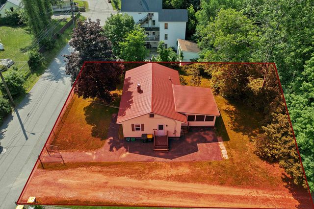 23 Merrimac Street, Laconia, NH 03246