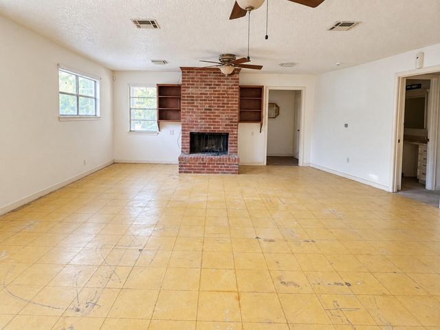 1510 24th Street, Galveston, TX 77550