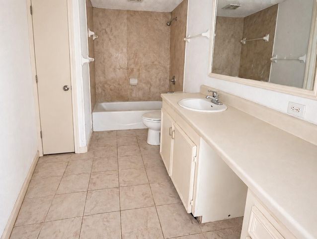 1510 24th Street, Galveston, TX 77550
