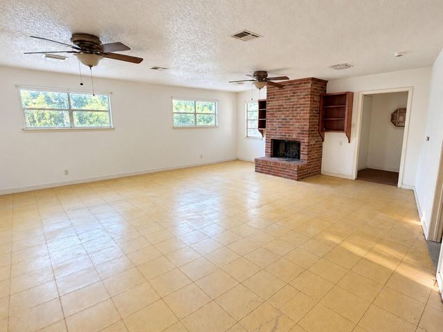 1510 24th Street, Galveston, TX 77550