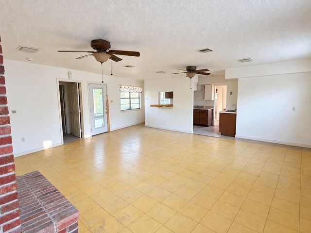 1510 24th Street, Galveston, TX 77550