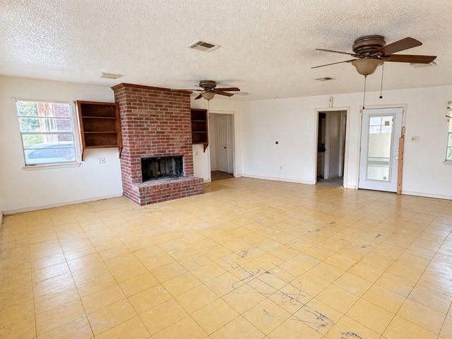 1510 24th Street, Galveston, TX 77550