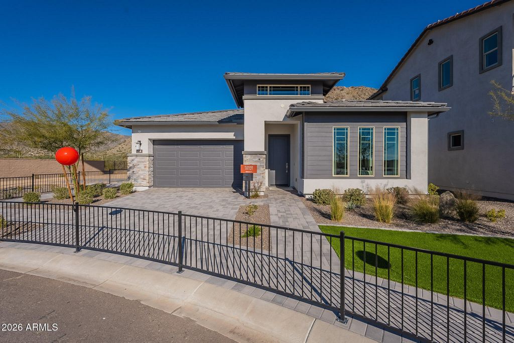 4908 N REGENT Street, Buckeye, AZ 85396 — photo 2