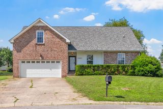 3393 Dabney Ln, Clarksville, TN 37043