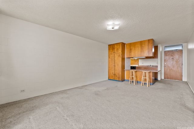 906 Lehua Avenue B405, Pearl City, HI 96782