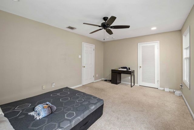 3822 Ridgelea DR B, Austin, TX 78731