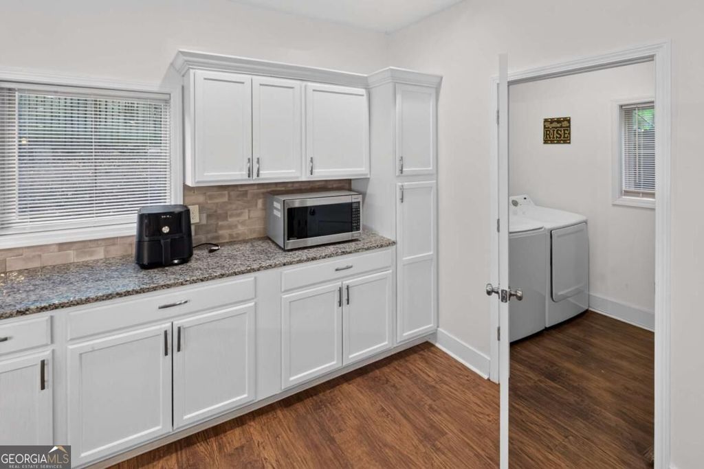 319 Lawton Street SW, Atlanta, GA 30310 — photo 5