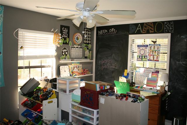 1228 SE US HIGHWAY 301, Hawthorne, FL 32640