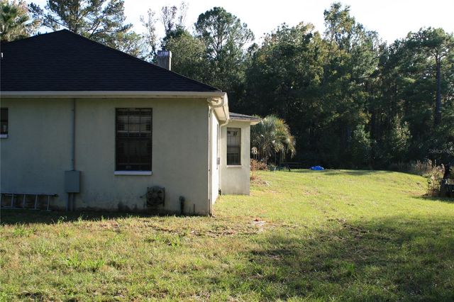 1228 SE US HIGHWAY 301, Hawthorne, FL 32640