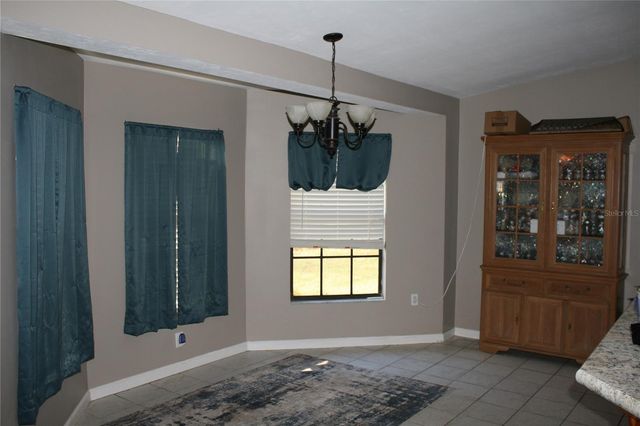 1228 SE US HIGHWAY 301, Hawthorne, FL 32640