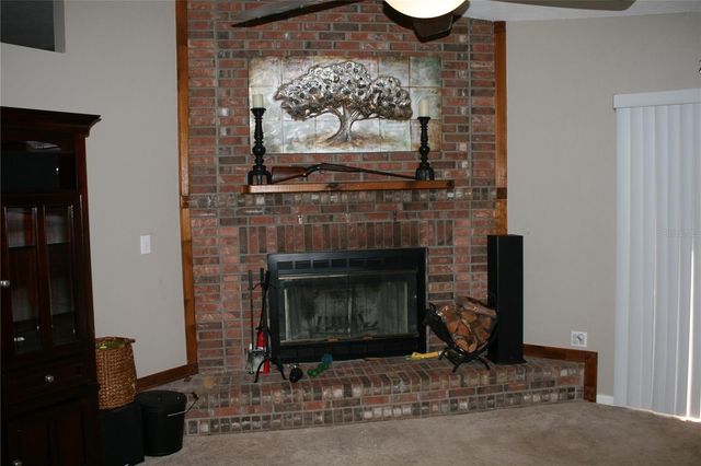 1228 SE US HIGHWAY 301, Hawthorne, FL 32640