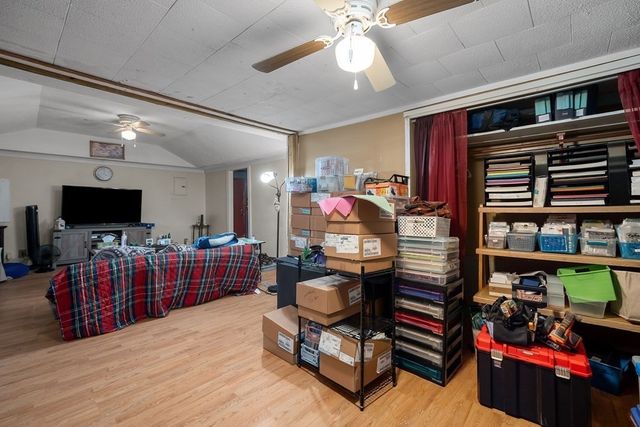 300 Poston Ridge Ln, Gainesboro, TN 38562