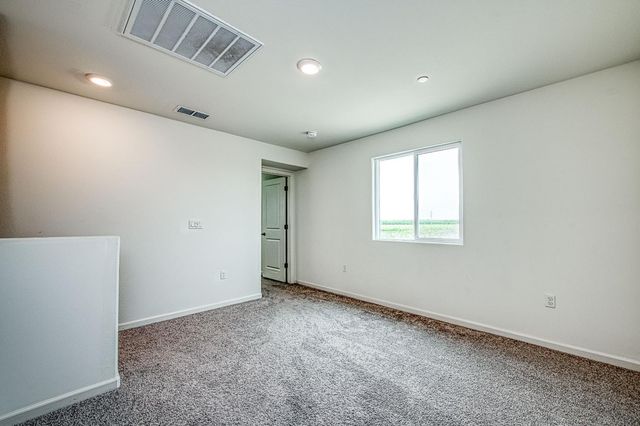1470 W Clara Avenue, Fowler, CA 93625