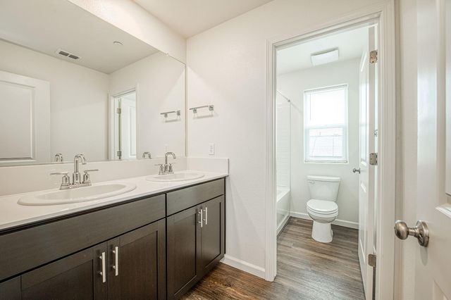 1470 W Clara Avenue, Fowler, CA 93625