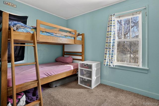 6074 Lennon Road, Swartz Creek, MI 48473