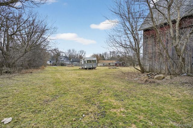 6074 Lennon Road, Swartz Creek, MI 48473