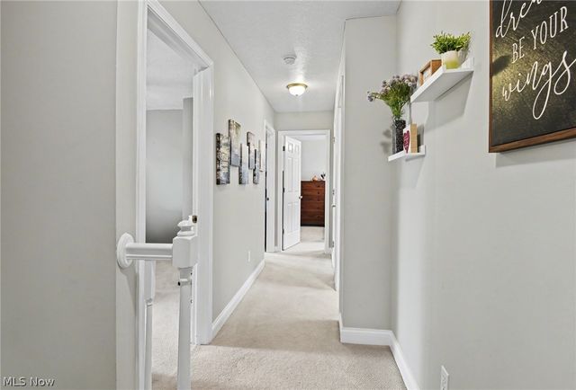 18 Morningview Circle, Canfield, OH 44406