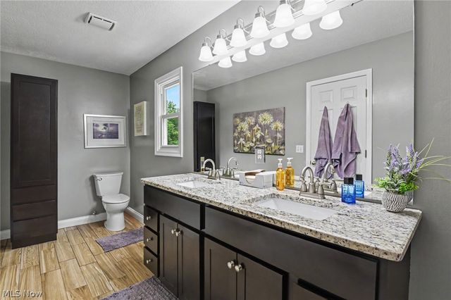 18 Morningview Circle, Canfield, OH 44406