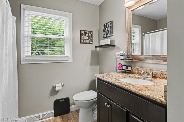 18 Morningview Circle, Canfield, OH 44406
