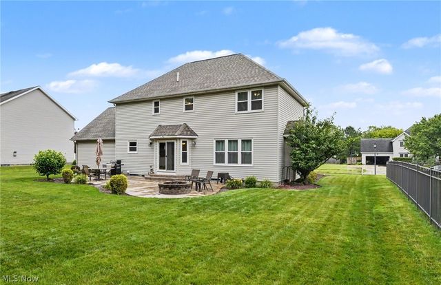 18 Morningview Circle, Canfield, OH 44406