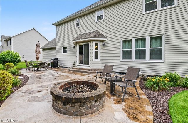 18 Morningview Circle, Canfield, OH 44406