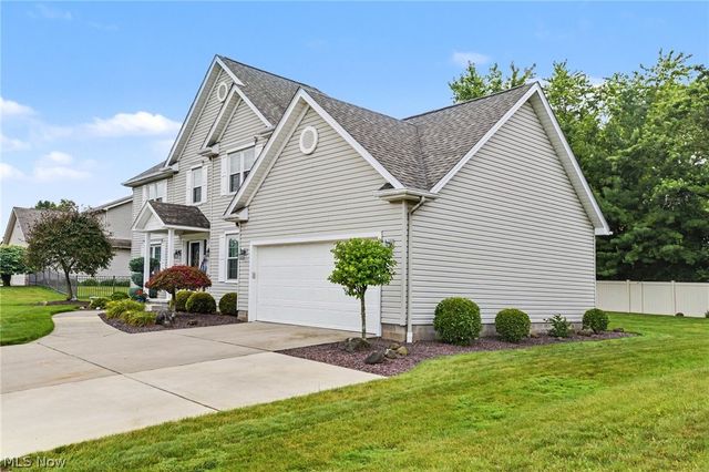 18 Morningview Circle, Canfield, OH 44406