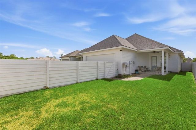 2030 St Joseph Avenue, Lake Charles, LA 70601