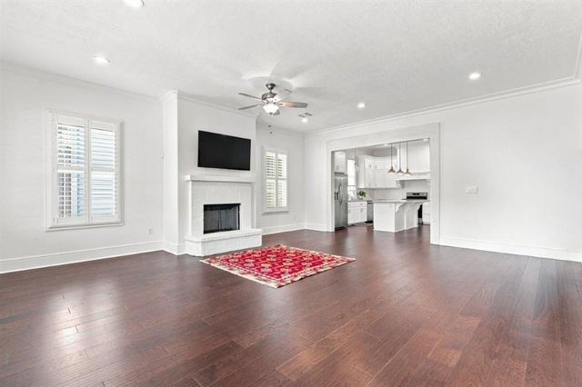 2030 St Joseph Avenue, Lake Charles, LA 70601