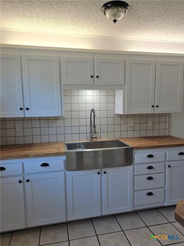 827 Michelle Drive, Copperas Cove, TX 76522