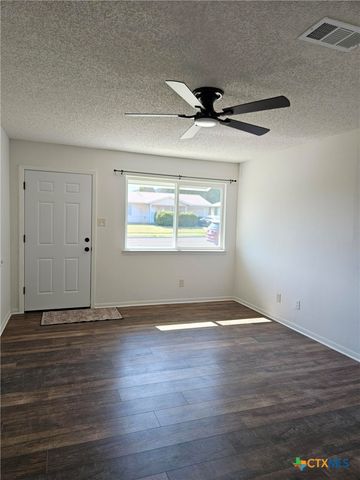 827 Michelle Drive, Copperas Cove, TX 76522