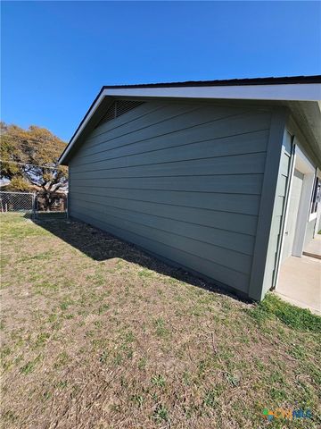 827 Michelle Drive, Copperas Cove, TX 76522