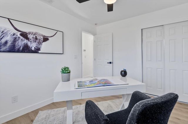 4317 Twain Dr, Olivehurst, CA 95961