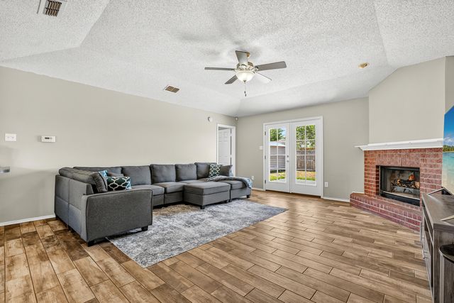 6205 15th Street, Lubbock, TX 79416