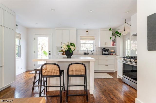 583 Highland Ave, Montclair Twp., NJ 07043