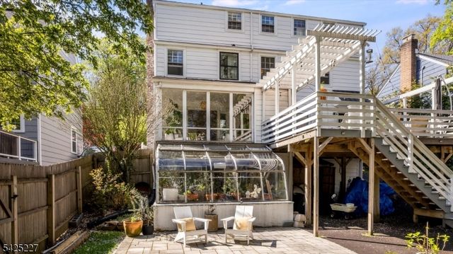 583 Highland Ave, Montclair Twp., NJ 07043