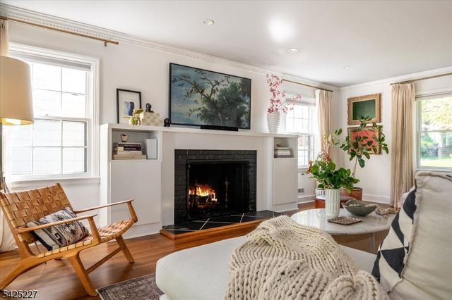 583 Highland Ave, Montclair Twp., NJ 07043