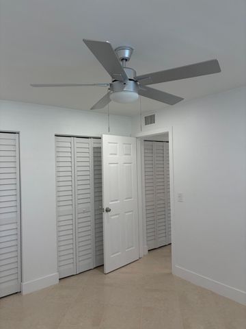 2900 Fiore Way, Delray Beach, FL 33445