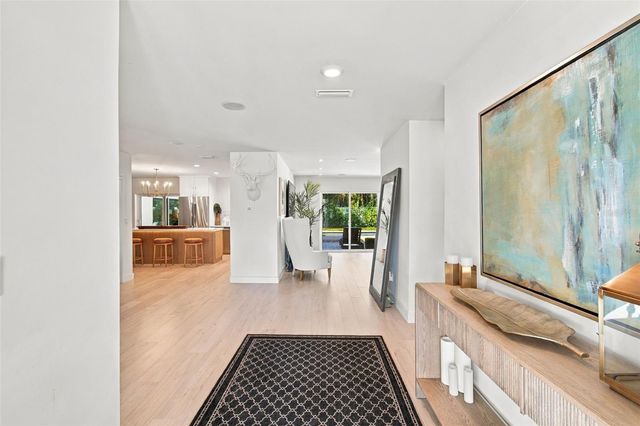 5825 LEELAND STREET S, St Petersburg, FL 33715
