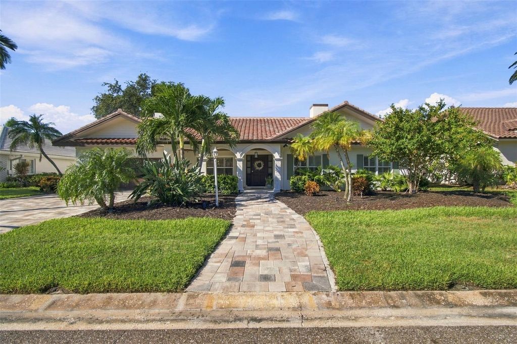 5825 LEELAND STREET S, St Petersburg, FL 33715
