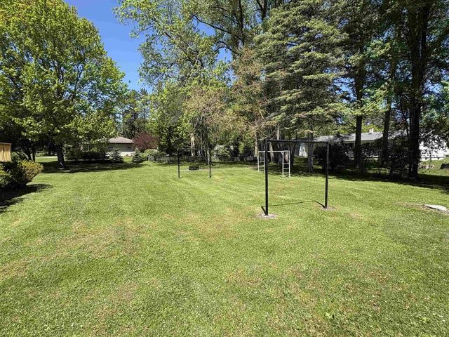 160 WASHBURN AVENUE, Oconto, WI 54153