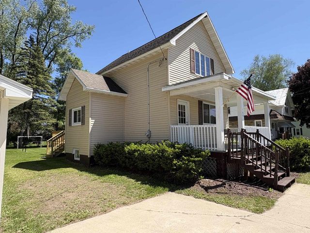 160 WASHBURN AVENUE, Oconto, WI 54153
